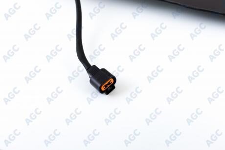 AGC KIA CERATO 2009- СТЕКЛО ВЕТРОВОЕ ЗЕЛЕНОЕ/ГОЛУБАЯ ПОЛОСА -С ОБОГРЕВОМ ЗОНЫ ДВОРНИКОВ-VIN ОКНО